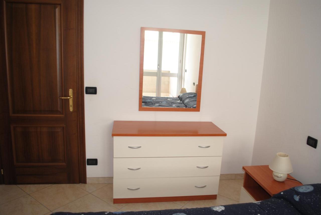 Appartamento A Marina dʼAndora エクステリア 写真